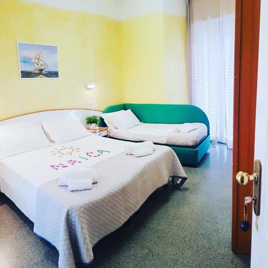 Hotel Naica Rimini Exterior photo