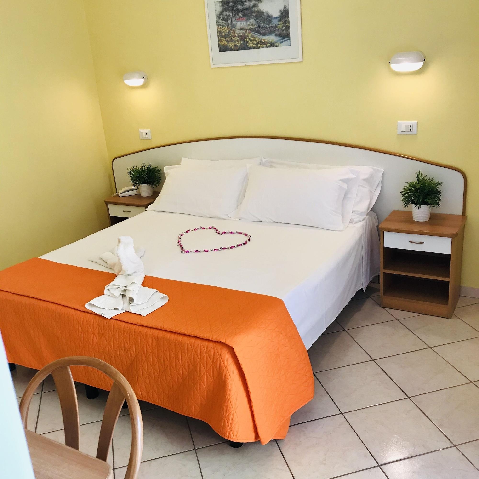 Hotel Naica Rimini Exterior photo