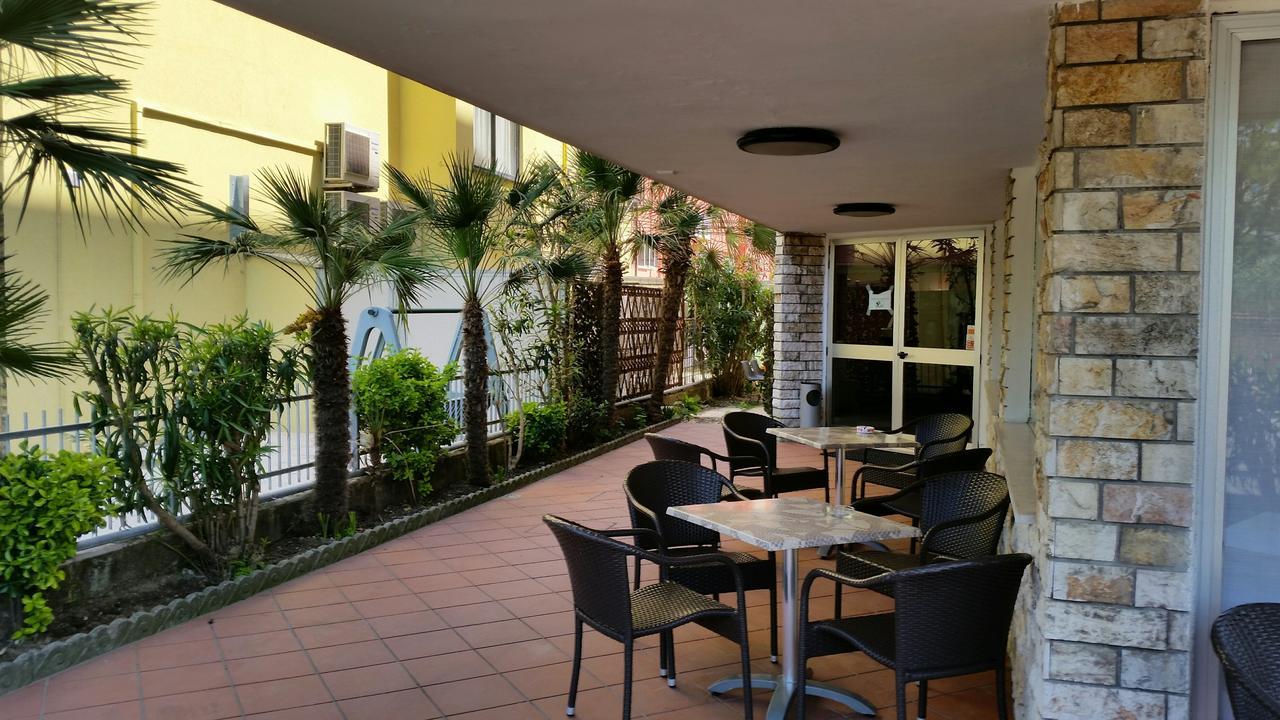 Hotel Naica Rimini Exterior photo